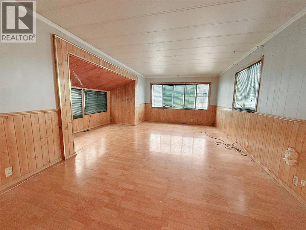 85 Shand Trailer Court, Grande Cache, Alberta  T0E 0Y0 - Photo 4 - A2269629