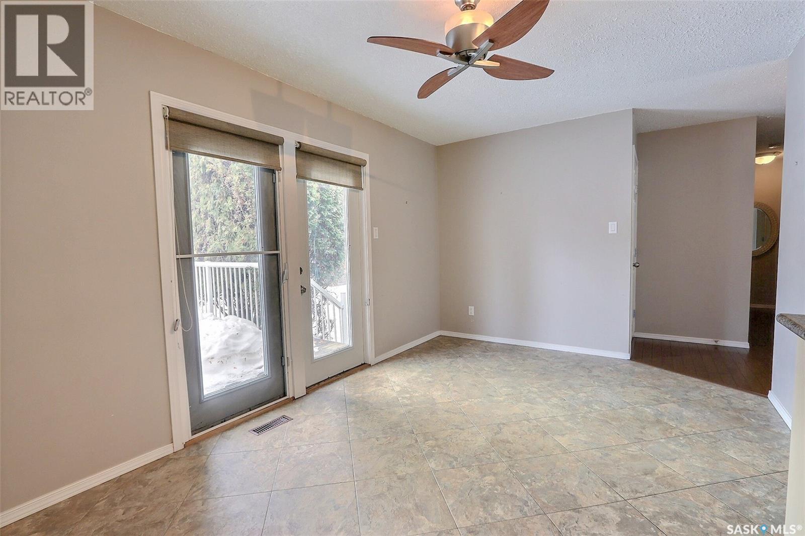 2881 Wyllie Crescent, Prince Albert, Saskatchewan  S6V 6M3 - Photo 4 - SK030767