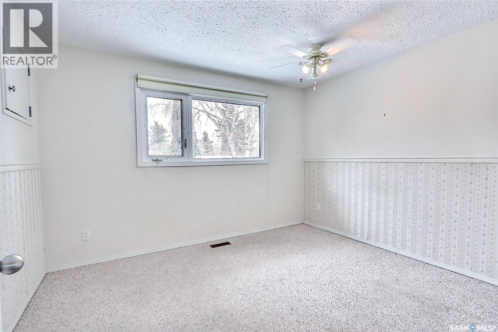 2881 Wyllie Crescent, Prince Albert, Saskatchewan  S6V 6M3 - Photo 14 - SK030767