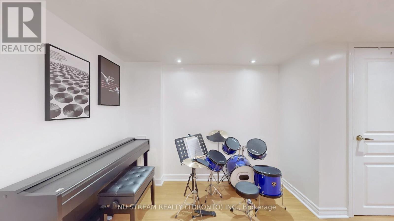 18 Radmore Place, Markham (Box Grove), Ontario  L6B 0G7 - Photo 39 - N12909078