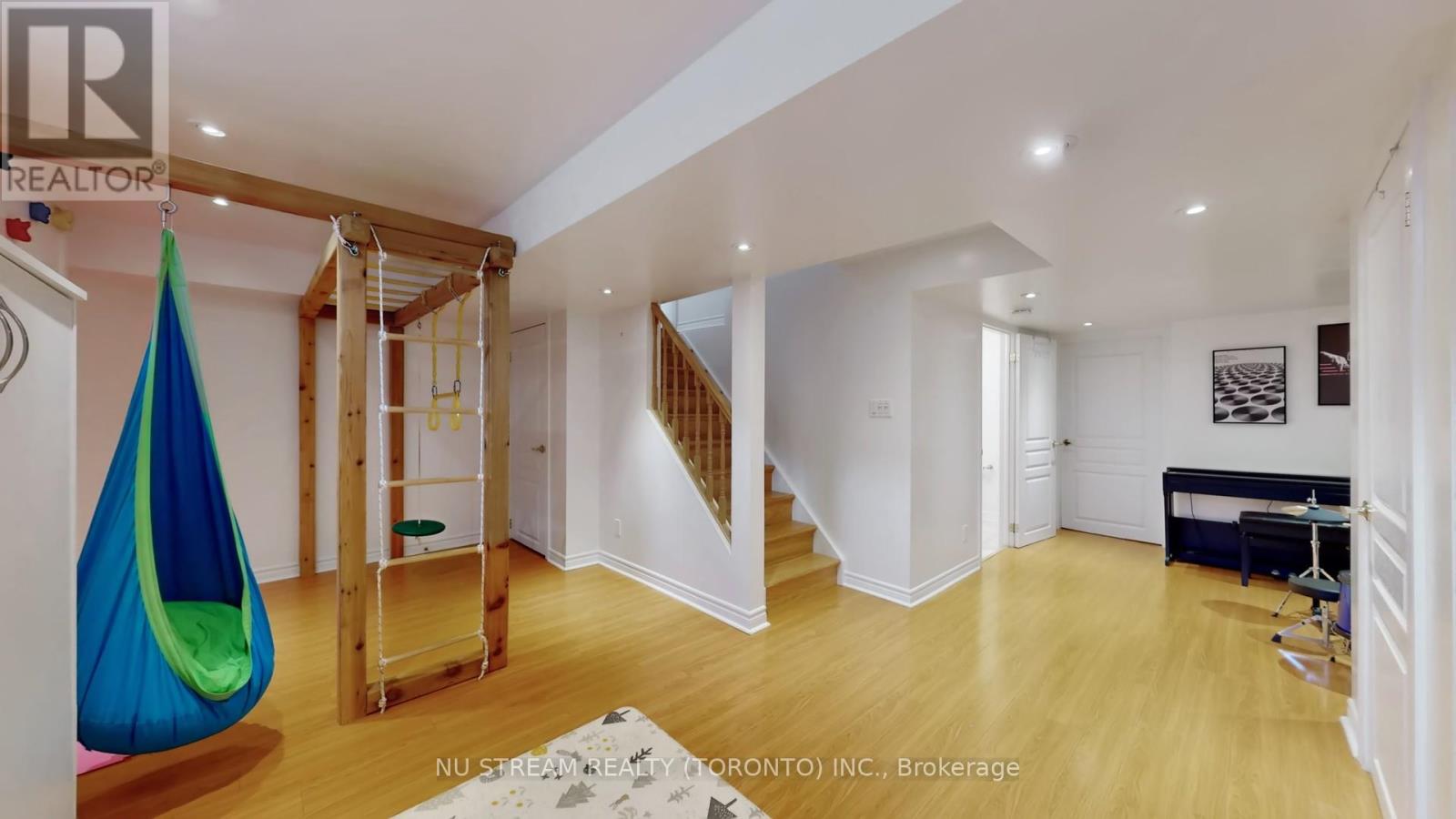 18 Radmore Place, Markham (Box Grove), Ontario  L6B 0G7 - Photo 42 - N12909078