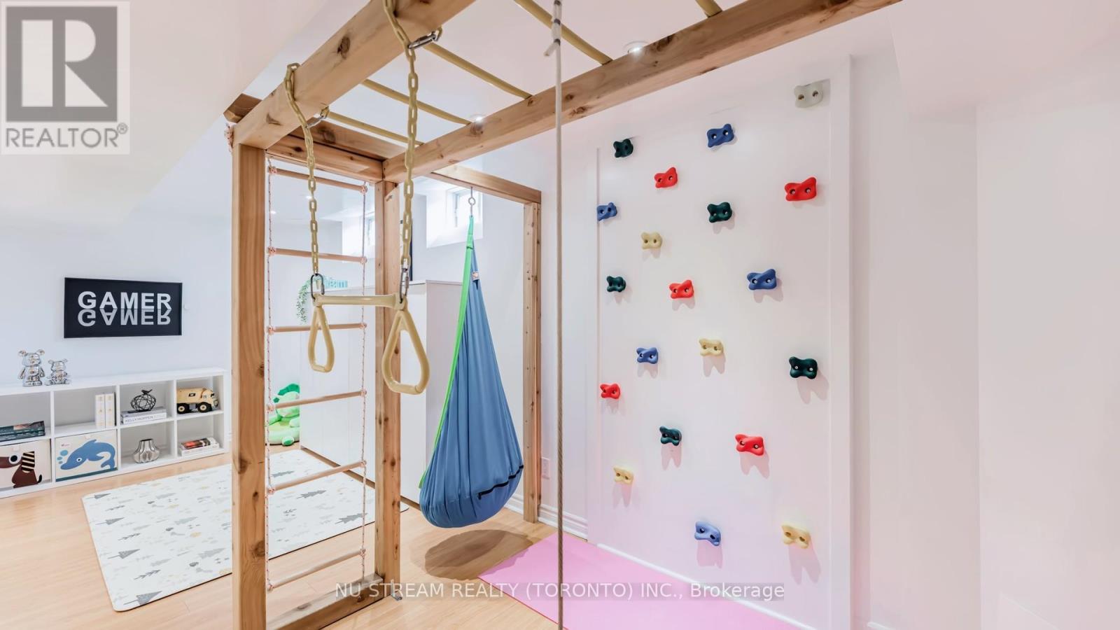 18 Radmore Place, Markham (Box Grove), Ontario  L6B 0G7 - Photo 45 - N12909078