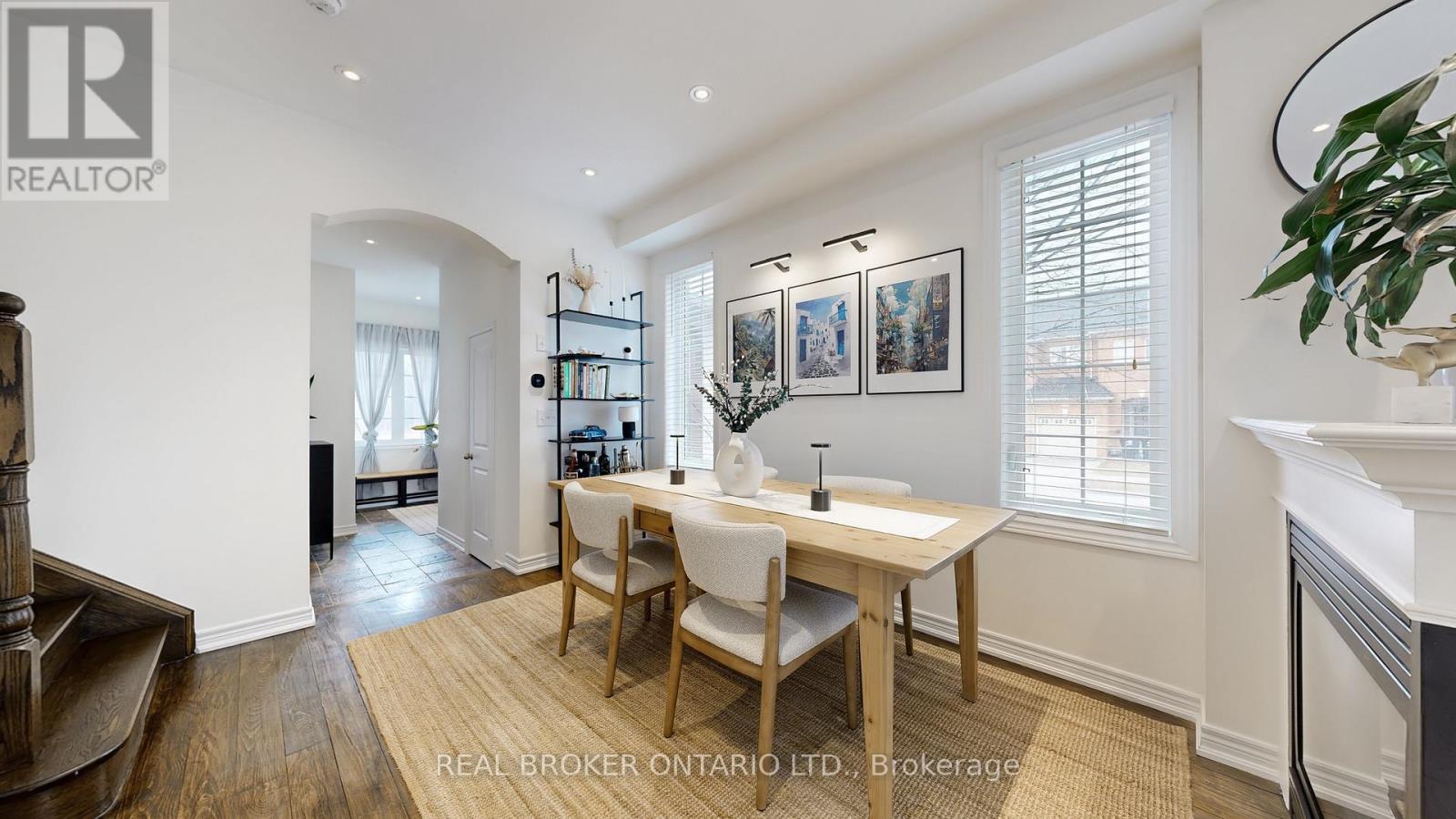 125 Gosnel Circle, Bradford West Gwillimbury (Bradford), Ontario  L3Z 0G3 - Photo 12 - N12909090