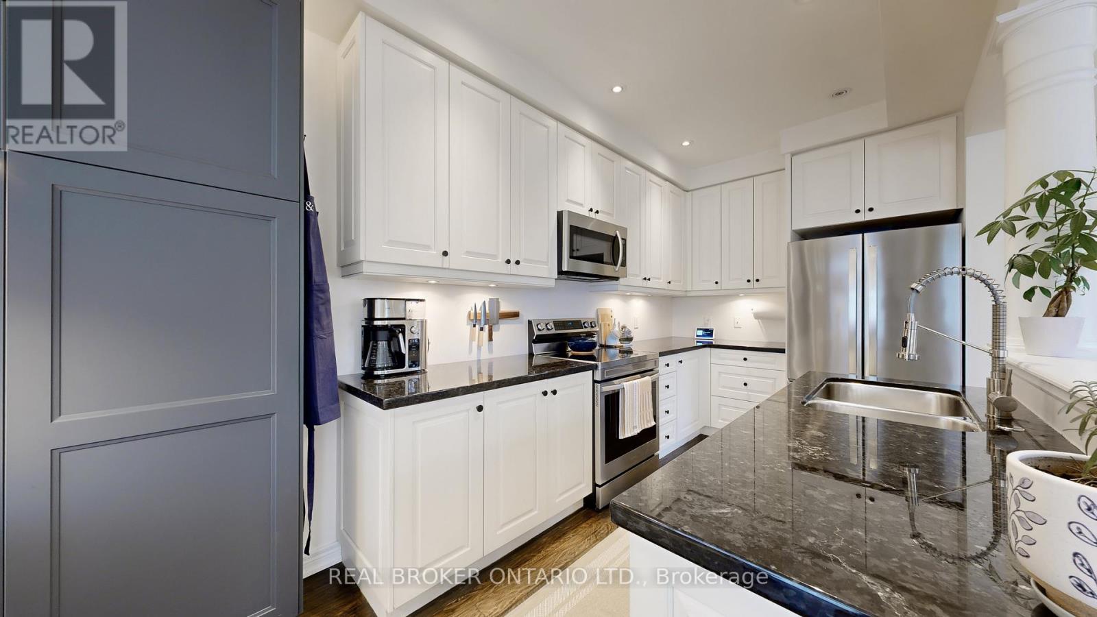 125 Gosnel Circle, Bradford West Gwillimbury (Bradford), Ontario  L3Z 0G3 - Photo 16 - N12909090