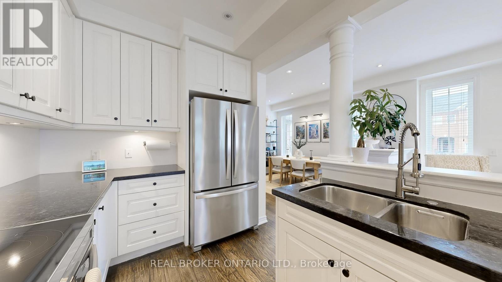 125 Gosnel Circle, Bradford West Gwillimbury (Bradford), Ontario  L3Z 0G3 - Photo 17 - N12909090