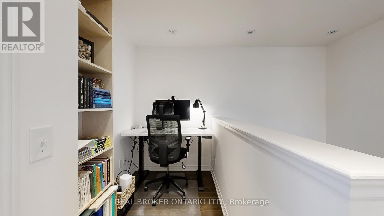 125 Gosnel Circle, Bradford West Gwillimbury (Bradford), Ontario  L3Z 0G3 - Photo 39 - N12909090