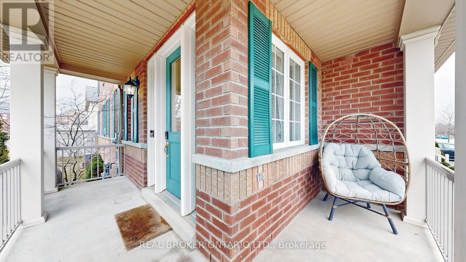 125 Gosnel Circle, Bradford West Gwillimbury (Bradford), Ontario  L3Z 0G3 - Photo 4 - N12909090