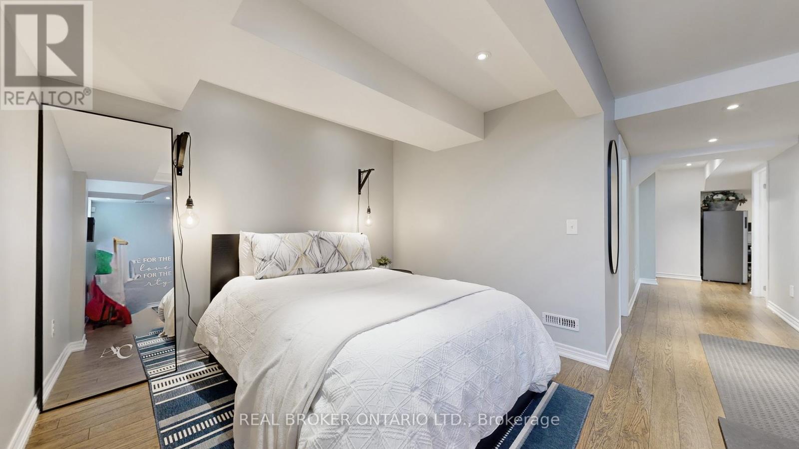 125 Gosnel Circle, Bradford West Gwillimbury (Bradford), Ontario  L3Z 0G3 - Photo 45 - N12909090