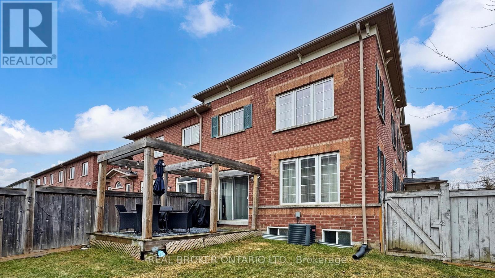 125 Gosnel Circle, Bradford West Gwillimbury (Bradford), Ontario  L3Z 0G3 - Photo 48 - N12909090