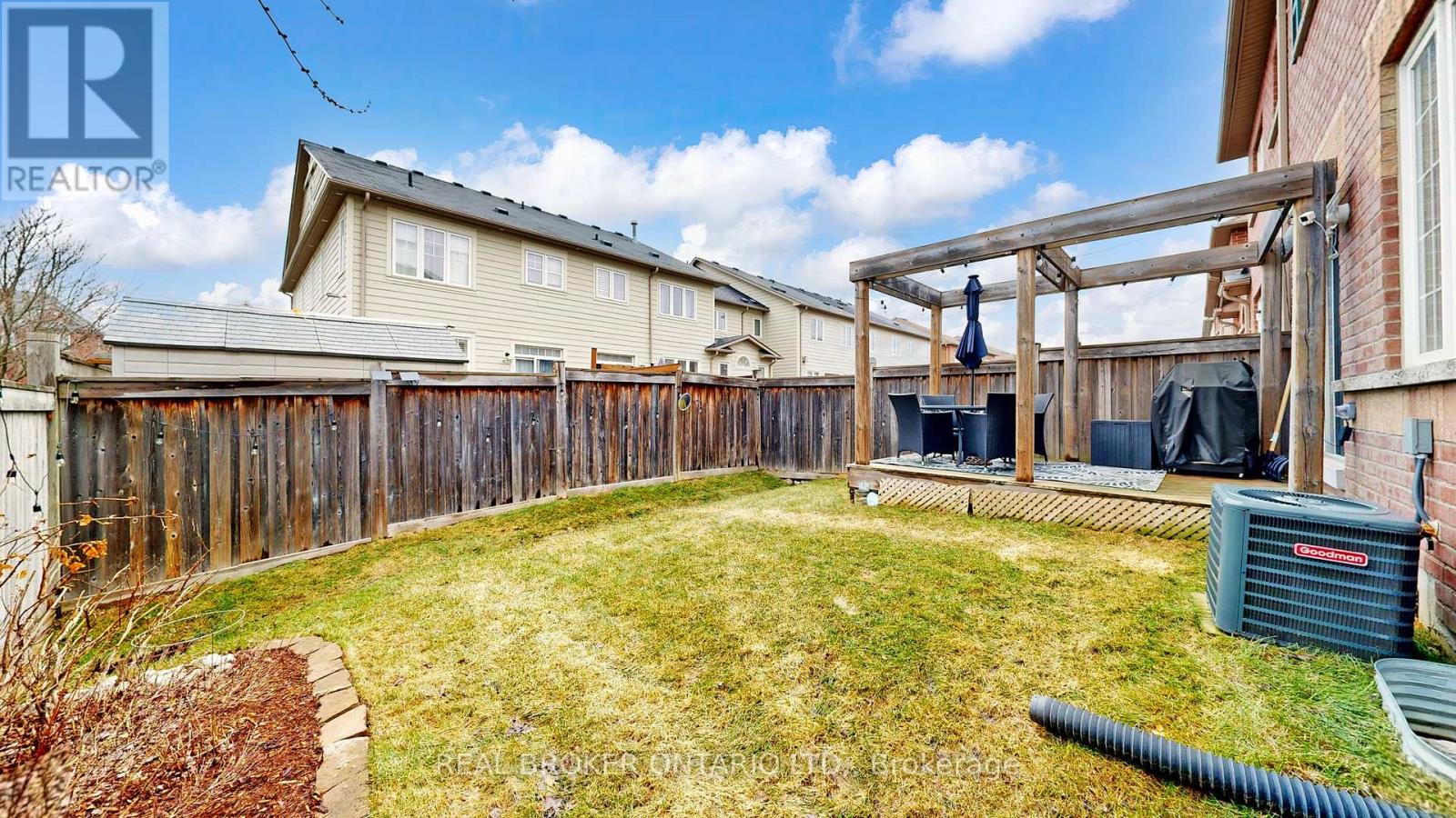 125 Gosnel Circle, Bradford West Gwillimbury (Bradford), Ontario  L3Z 0G3 - Photo 50 - N12909090