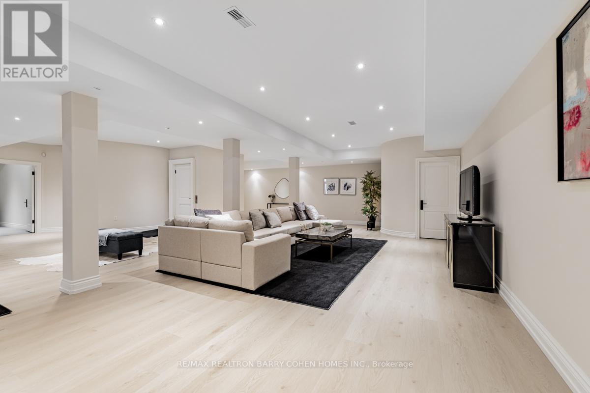 31 Thornbank Road, Vaughan, Ontario  L4J 2A1 - Photo 30 - N12909096