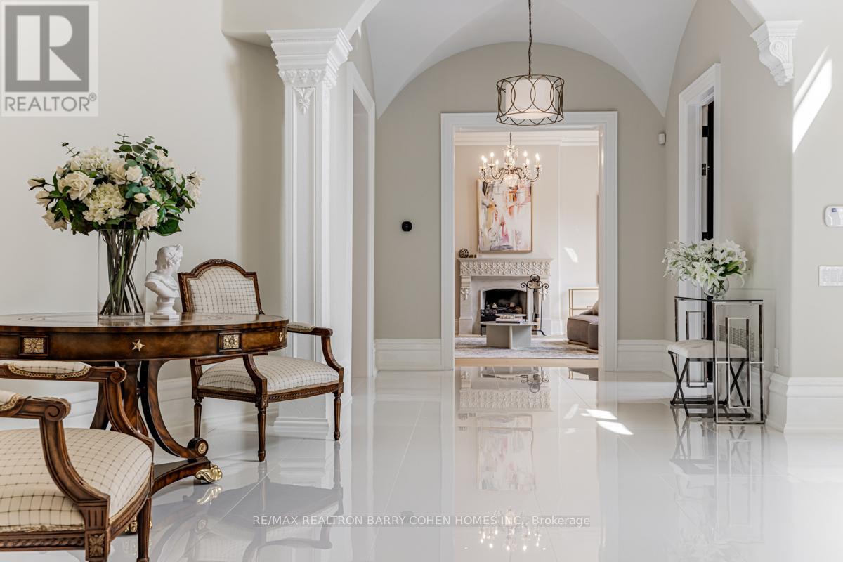 31 Thornbank Road, Vaughan, Ontario  L4J 2A1 - Photo 7 - N12909096