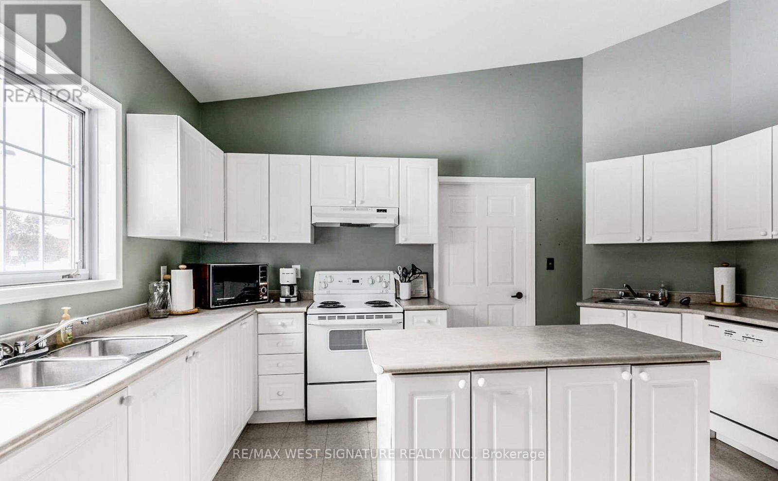 Unknown Address, , - Photo 28 - N12909178