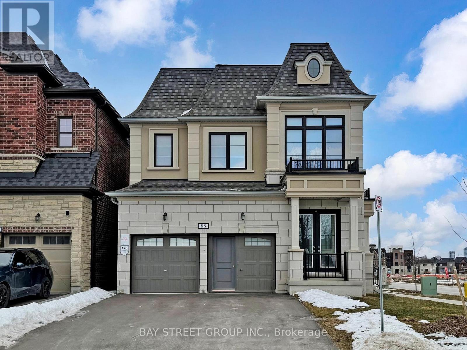 88 HARVEY BUNKER CRESCENT, Markham, Ontario