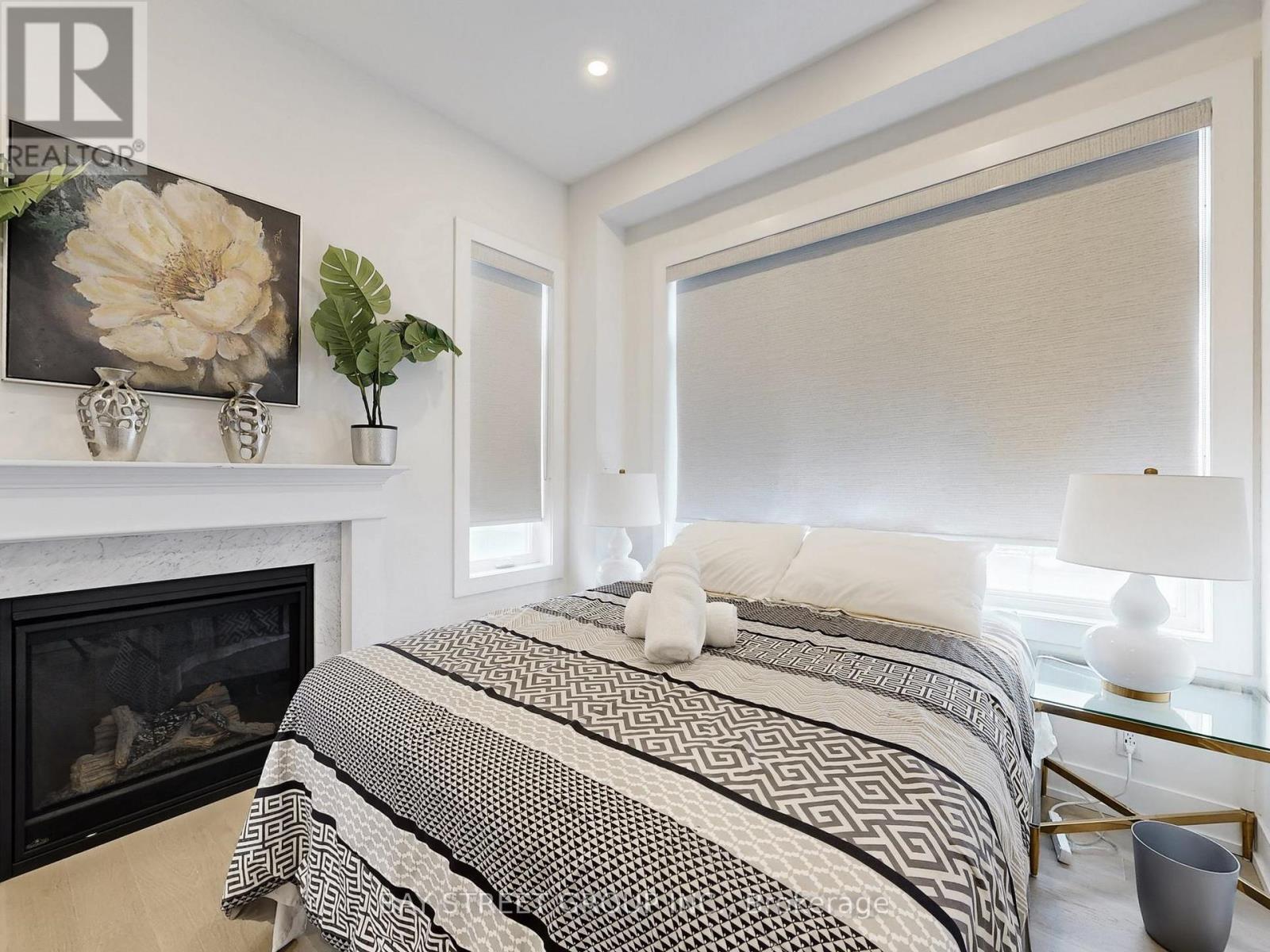 88 Harvey Bunker Crescent, Markham, Ontario  L6C 2A5 - Photo 8 - N12909216