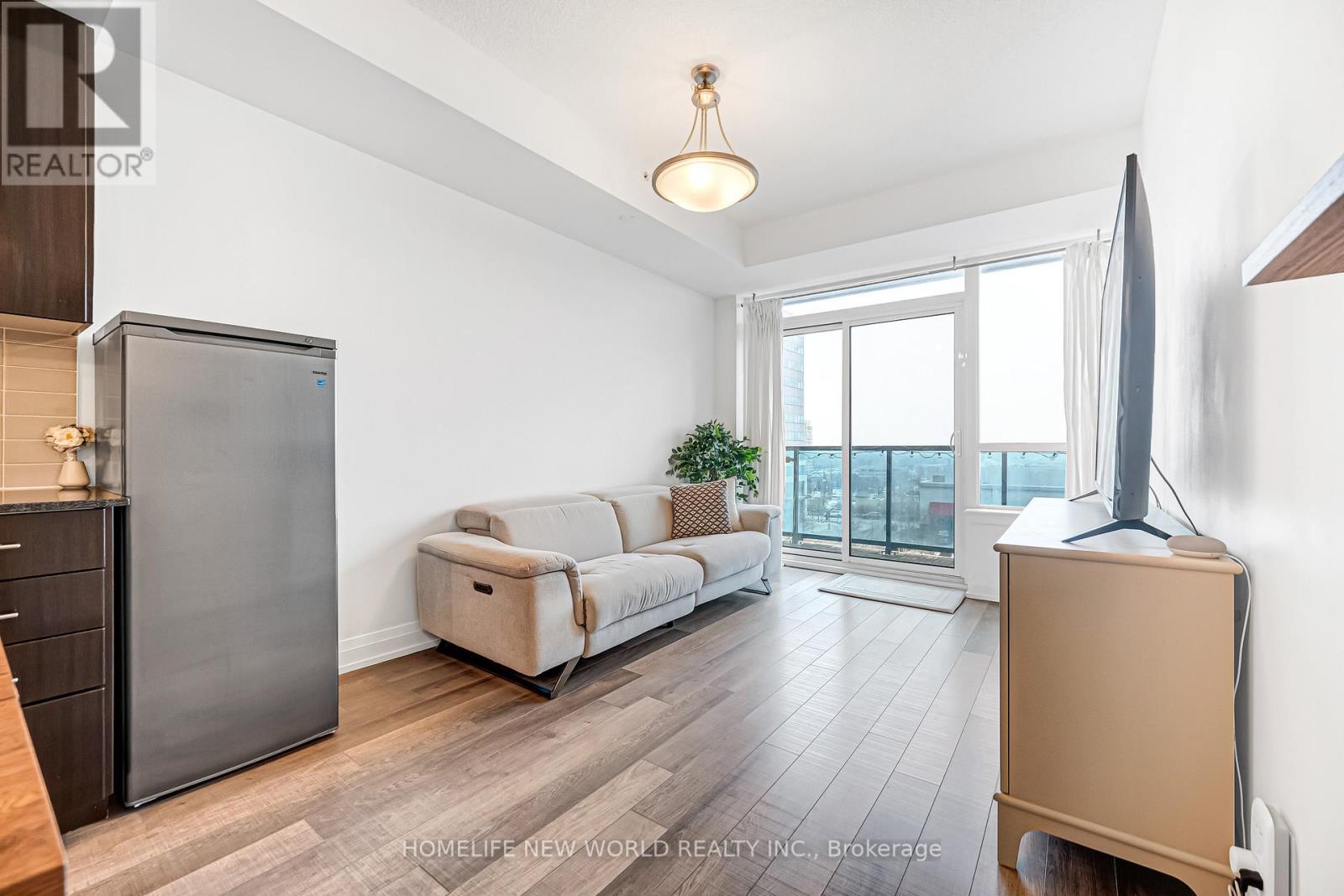 501 - 7165 Yonge Street, Markham (Grandview), Ontario  L3T 0C9 - Photo 11 - N12909310