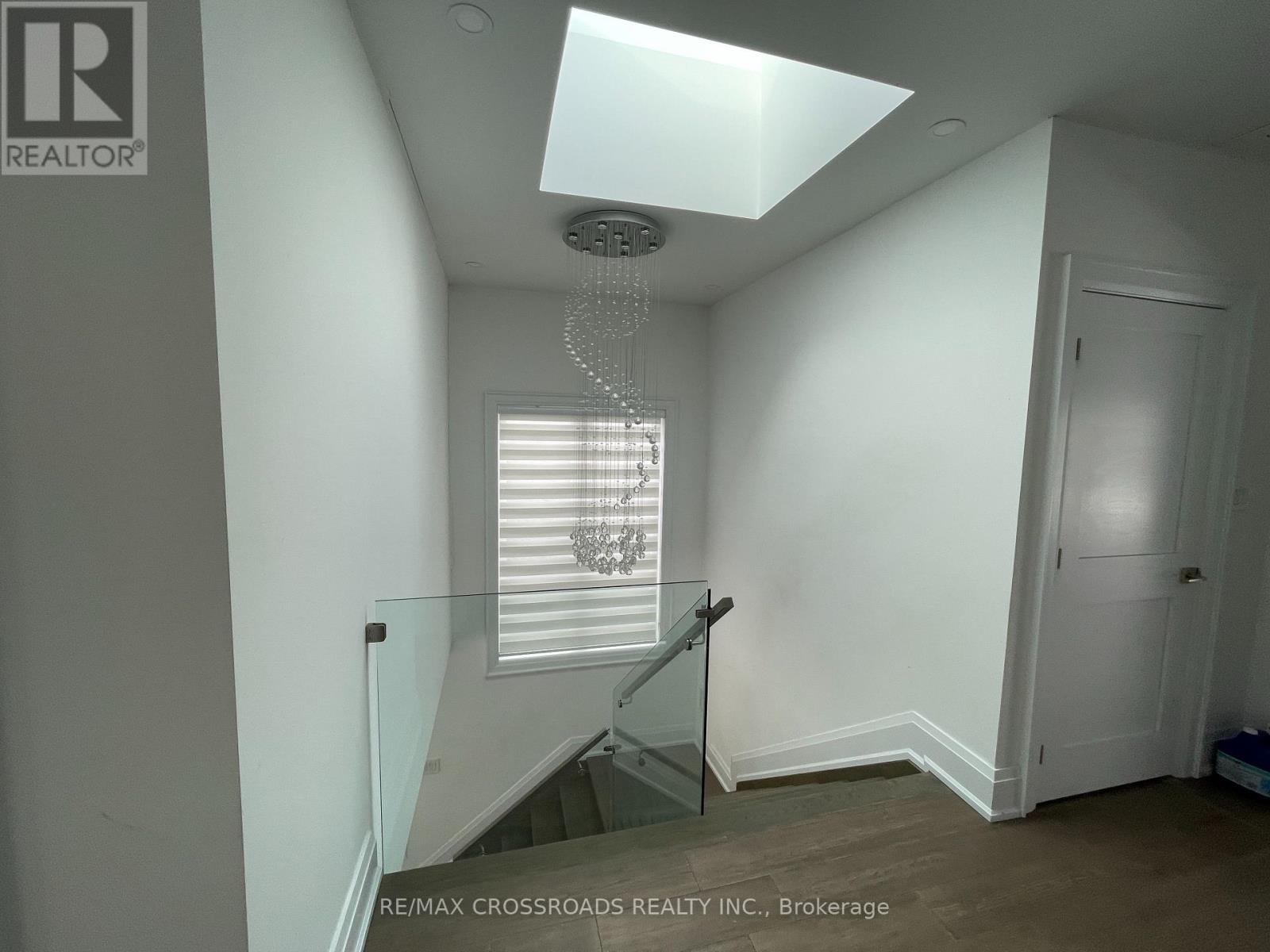 89 Cadorna Avenue, Toronto, Ontario  M4J 3W9 - Photo 12 - E12771598