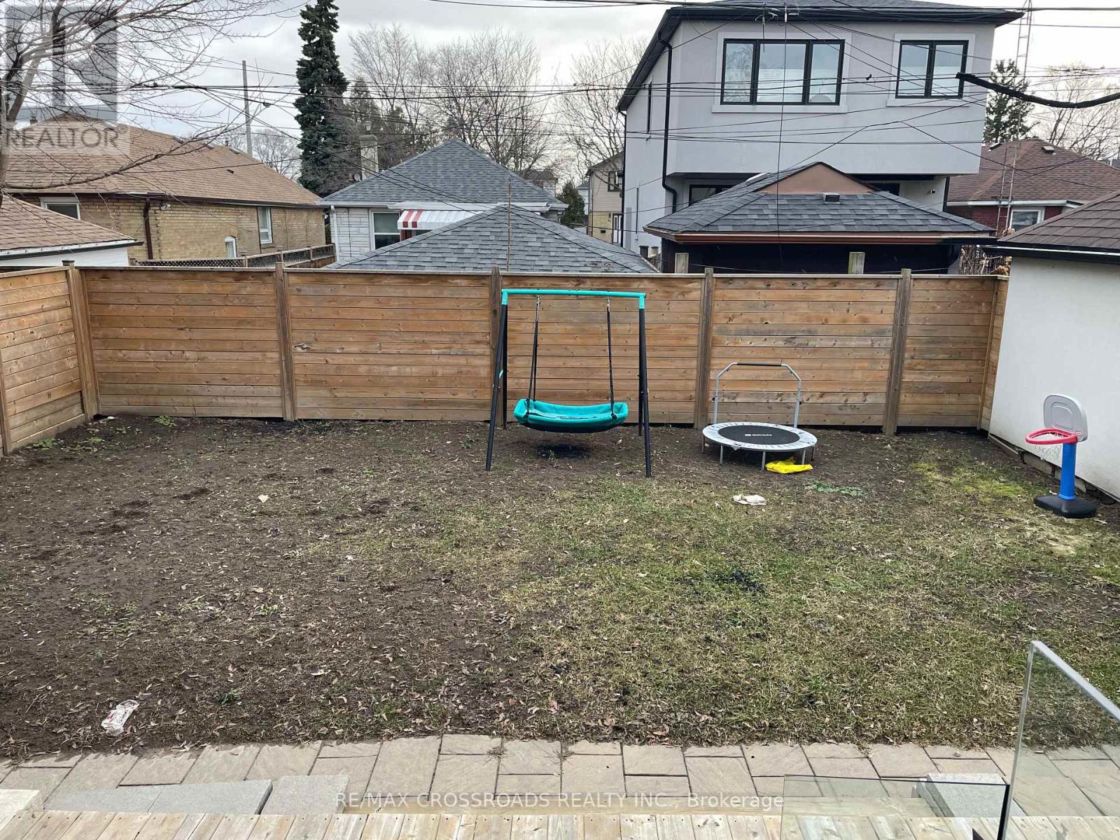 89 Cadorna Avenue, Toronto, Ontario  M4J 3W9 - Photo 32 - E12771598