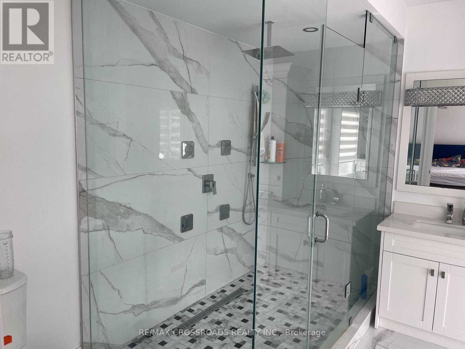 89 Cadorna Avenue, Toronto, Ontario  M4J 3W9 - Photo 18 - E12771598