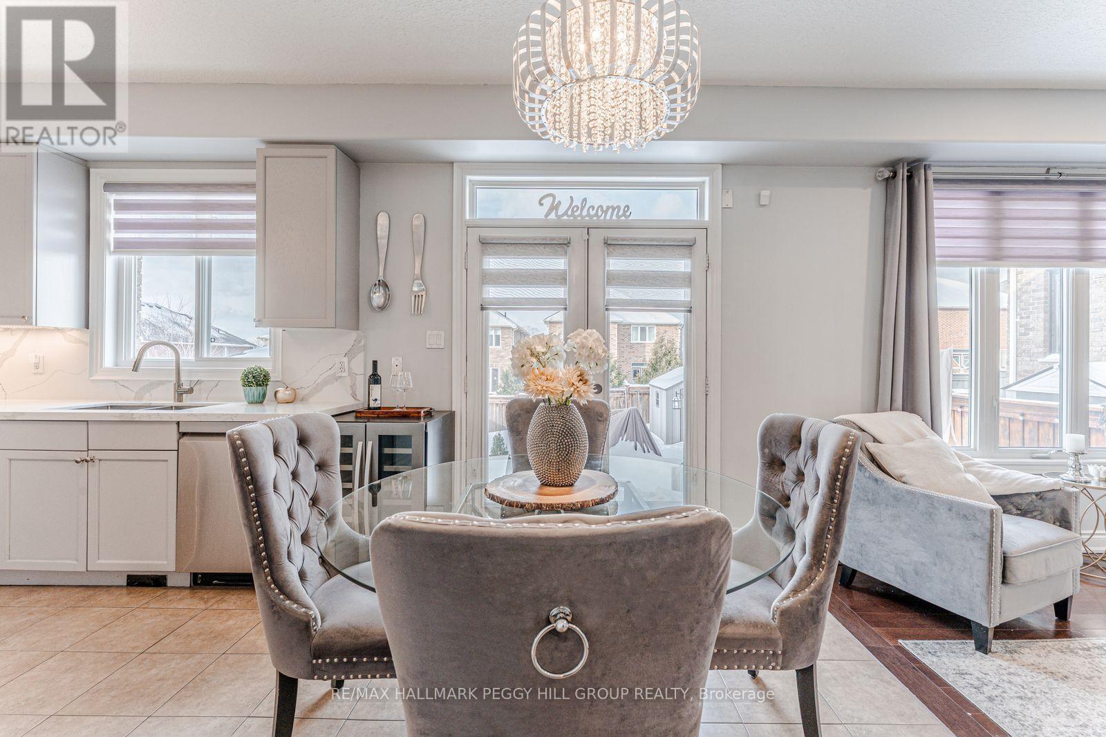 52 Jewel House Lane, Barrie (Innis-Shore), Ontario  L4N 8J7 - Photo 3 - S12909072