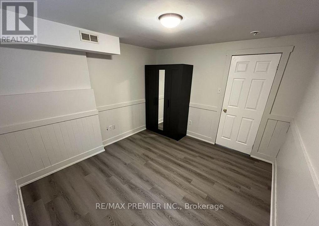 Bsmt - 11 Draper Crescent, Barrie (Painswick North), Ontario  L4N 8B1 - Photo 11 - S12909162