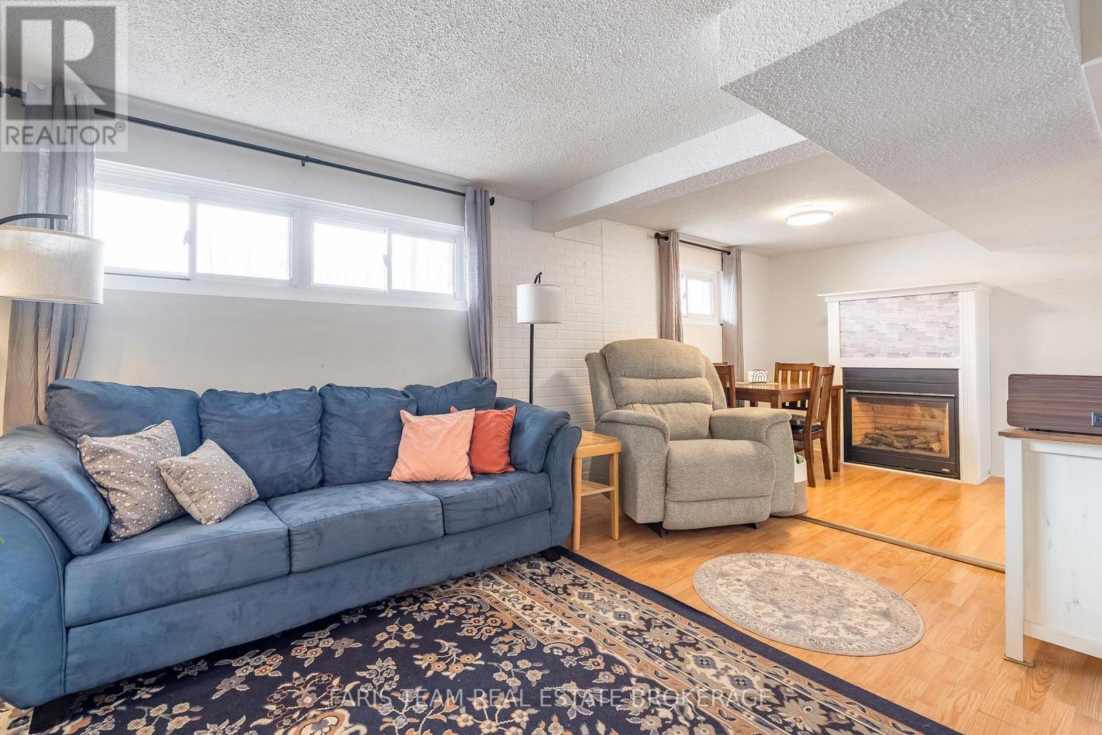 20 Indian Arrow Road, Barrie (North Shore), Ontario  L4M 5G3 - Photo 25 - S12909306