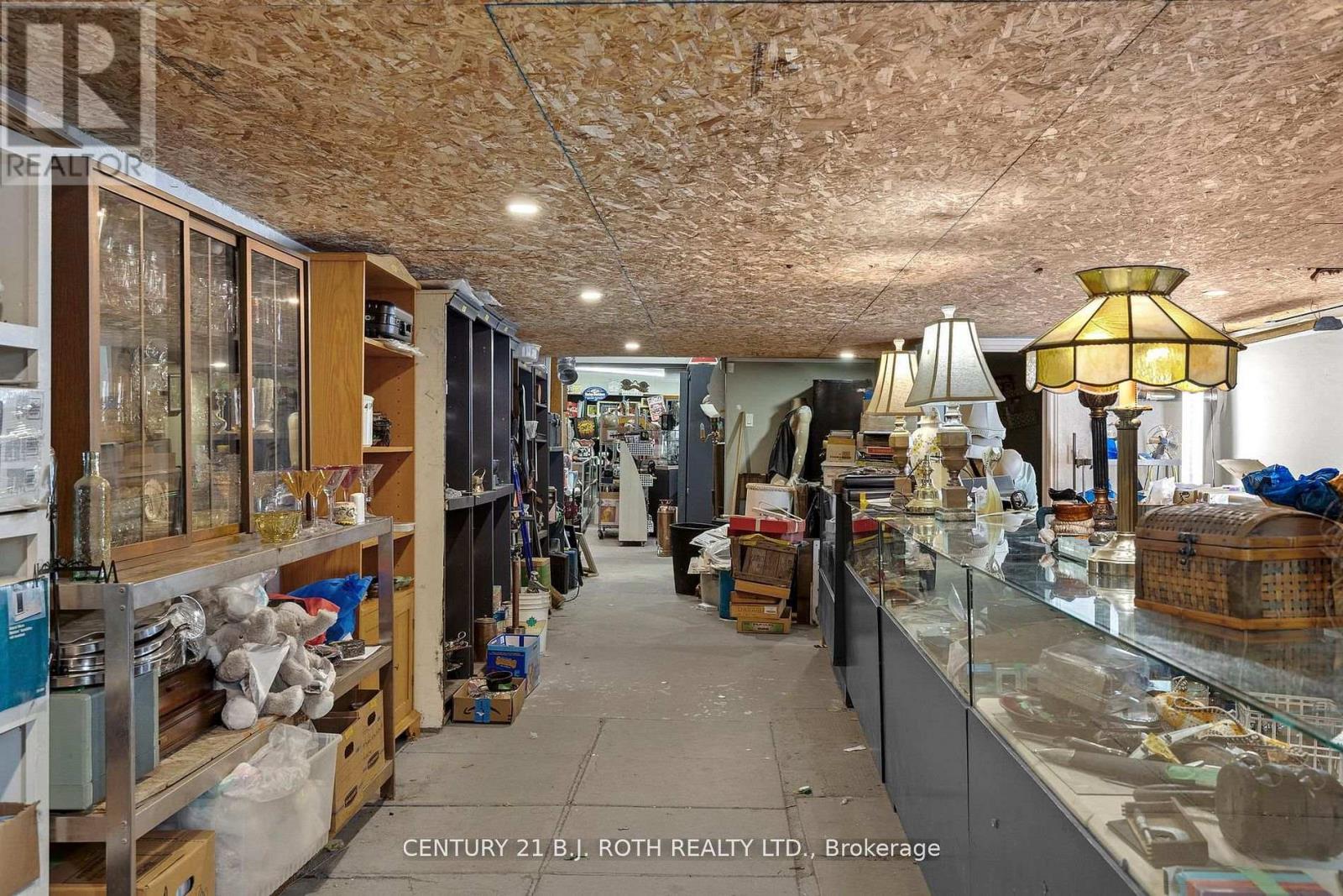 1285 Bayfield Street N, Springwater (Midhurst), Ontario  L9X 0P1 - Photo 23 - S12909376