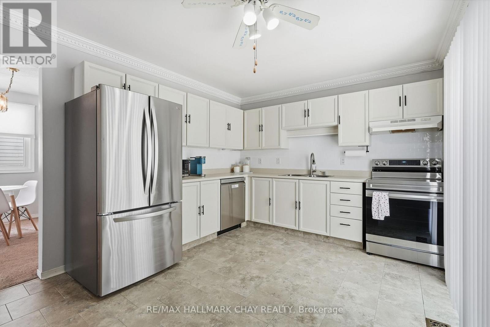 6 D'ambrosio Drive, Barrie (Painswick North), Ontario  L4N 6V5 - Photo 10 - S12909390