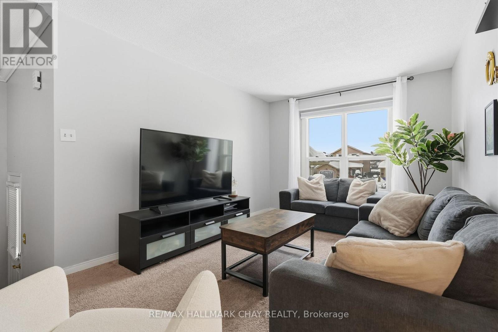 6 D'ambrosio Drive, Barrie (Painswick North), Ontario  L4N 6V5 - Photo 6 - S12909390