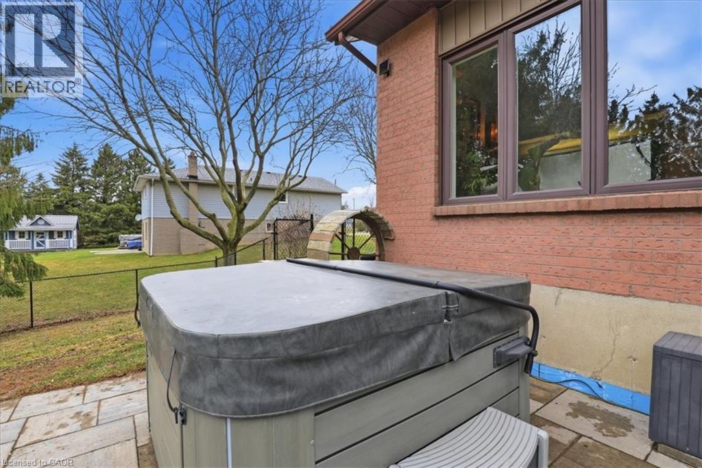 6 Bannister Street, Oakland, Ontario  N0E 1L0 - Photo 32 - 40813311