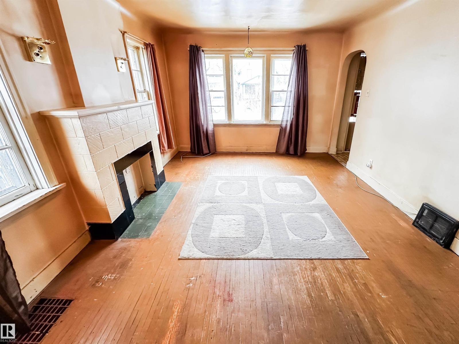 11345 93 St Nw, Edmonton, Alberta  T5G 1C3 - Photo 6 - E4478679