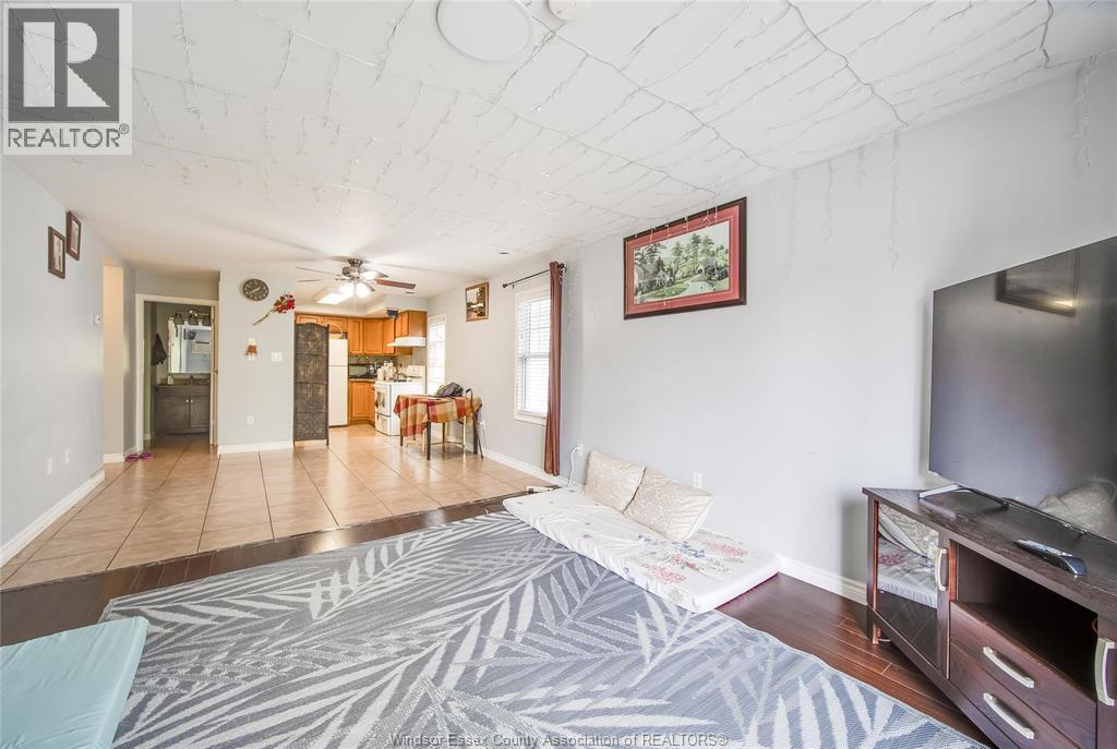 1056-60 Niagara, Windsor, Ontario  N9A 3V2 - Photo 8 - 26005965