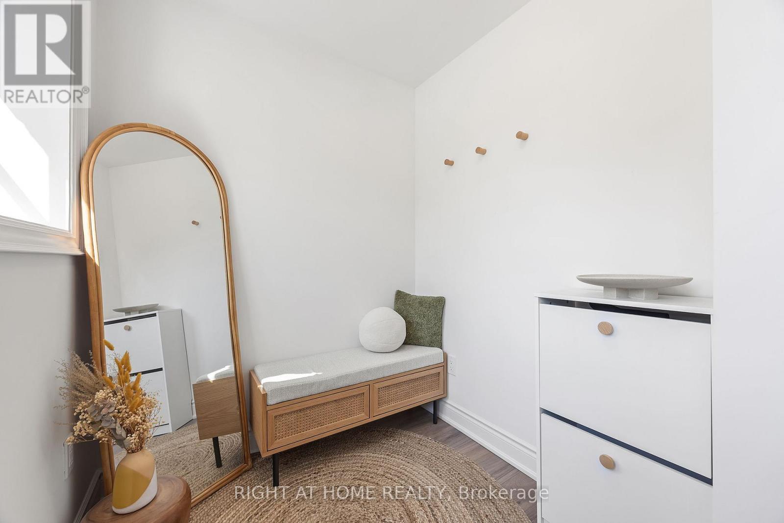 21 - 10 Lunar Crescent, Mississauga, Ontario  L5M 2P6 - Photo 21 - W12909048