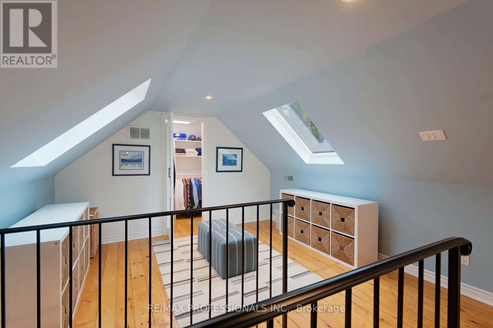 88 Morningside Avenue, Toronto, Ontario  M6S 1C9 - Photo 21 - W12909084