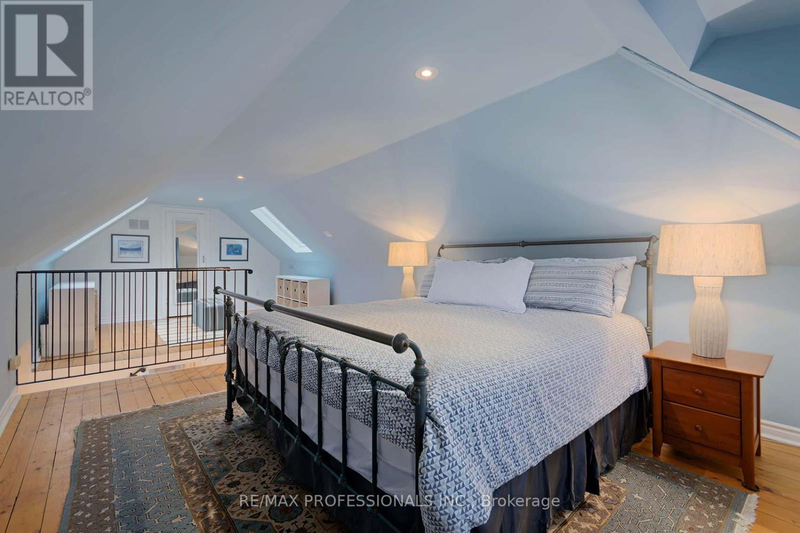 88 Morningside Avenue, Toronto, Ontario  M6S 1C9 - Photo 22 - W12909084