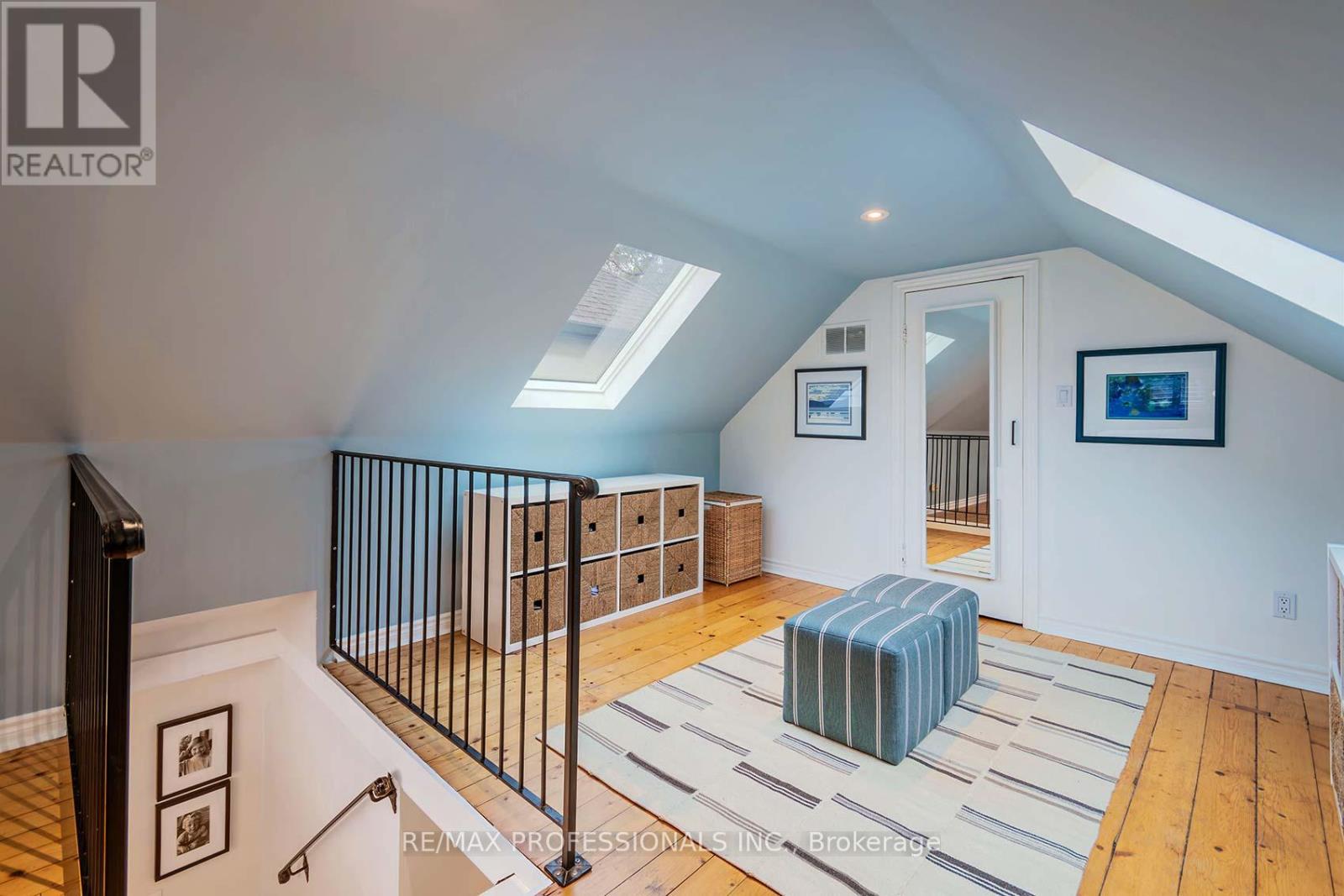 88 Morningside Avenue, Toronto, Ontario  M6S 1C9 - Photo 23 - W12909084