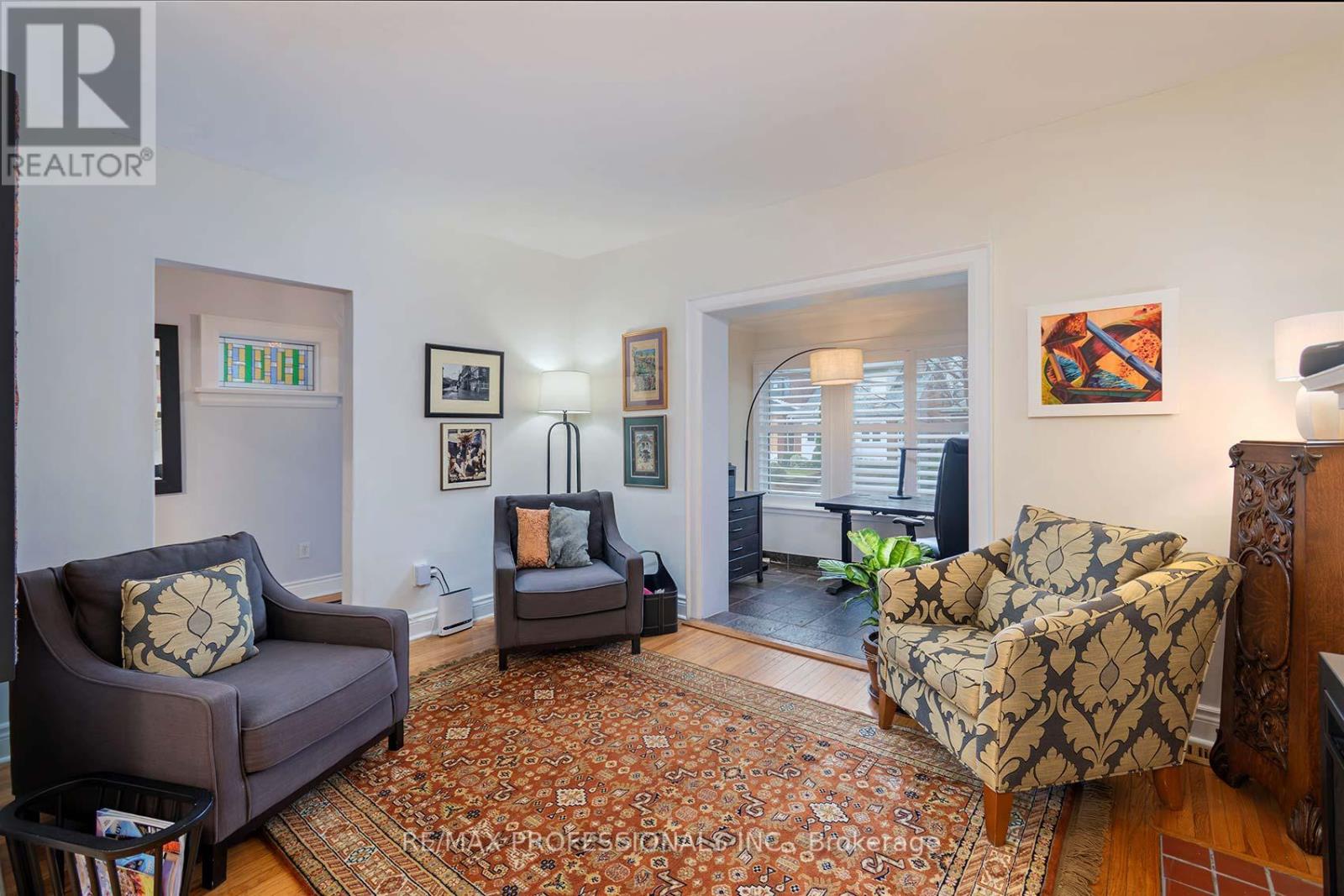 88 Morningside Avenue, Toronto, Ontario  M6S 1C9 - Photo 8 - W12909084