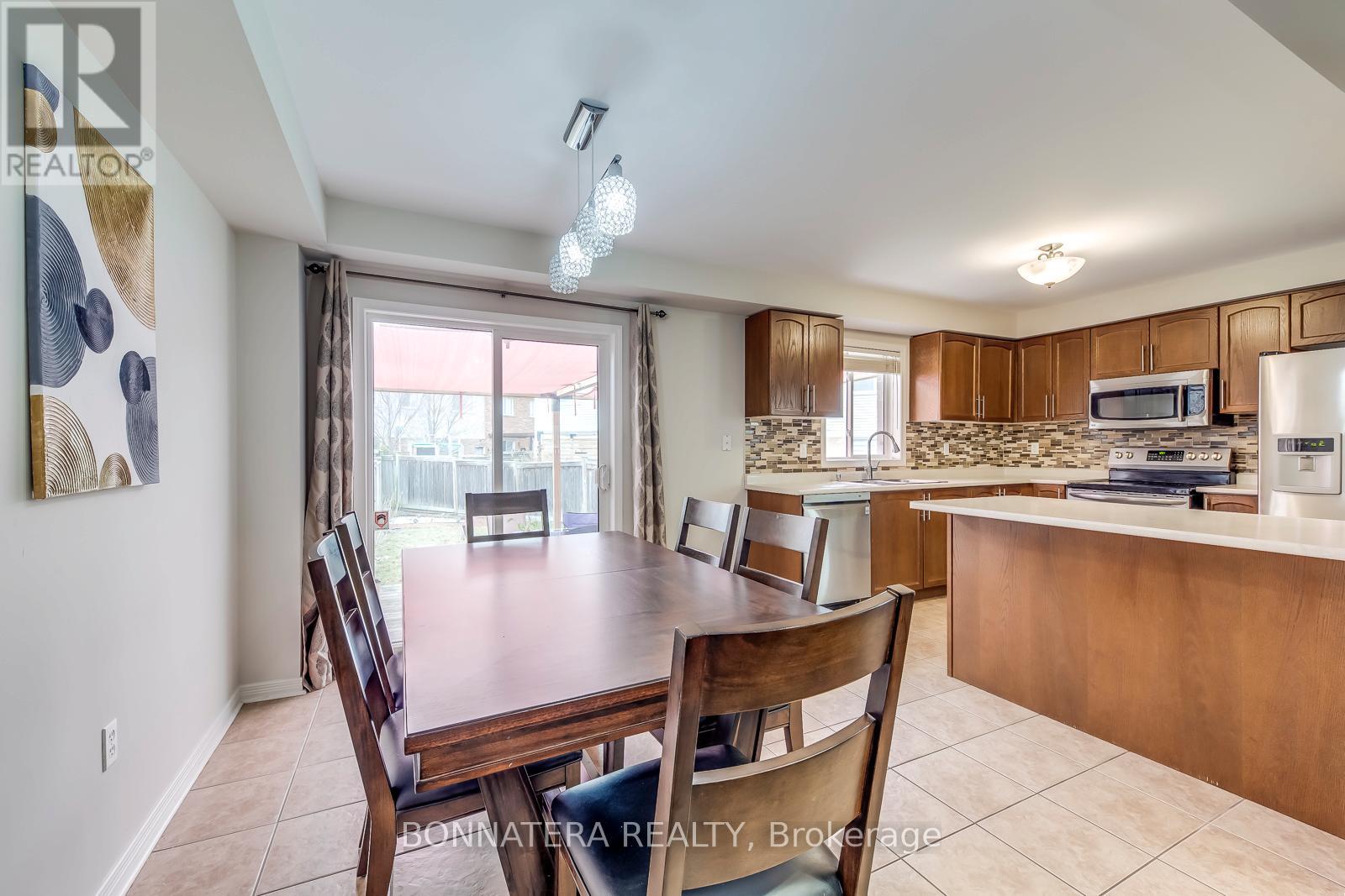 411 Hobbs Crescent, Milton, Ontario  L9T 0J2 - Photo 19 - W12909112