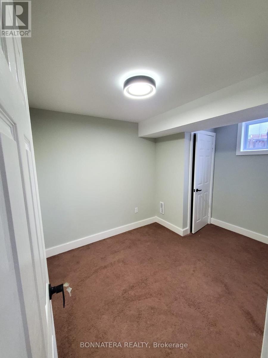 411 Hobbs Crescent, Milton, Ontario  L9T 0J2 - Photo 38 - W12909112