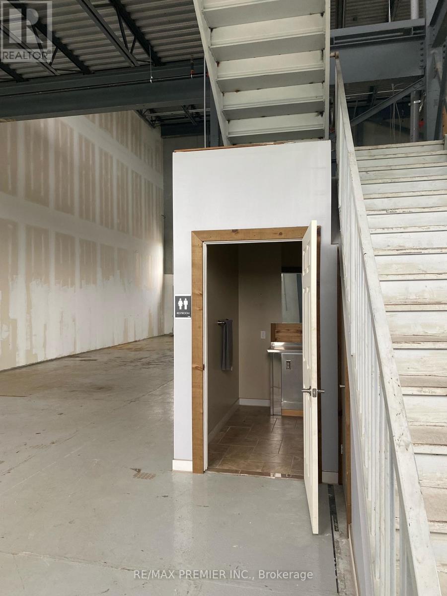 Bldg C #2 - 8841 George Bolton Parkway, Caledon, Ontario  L7E 2X8 - Photo 10 - W12909138