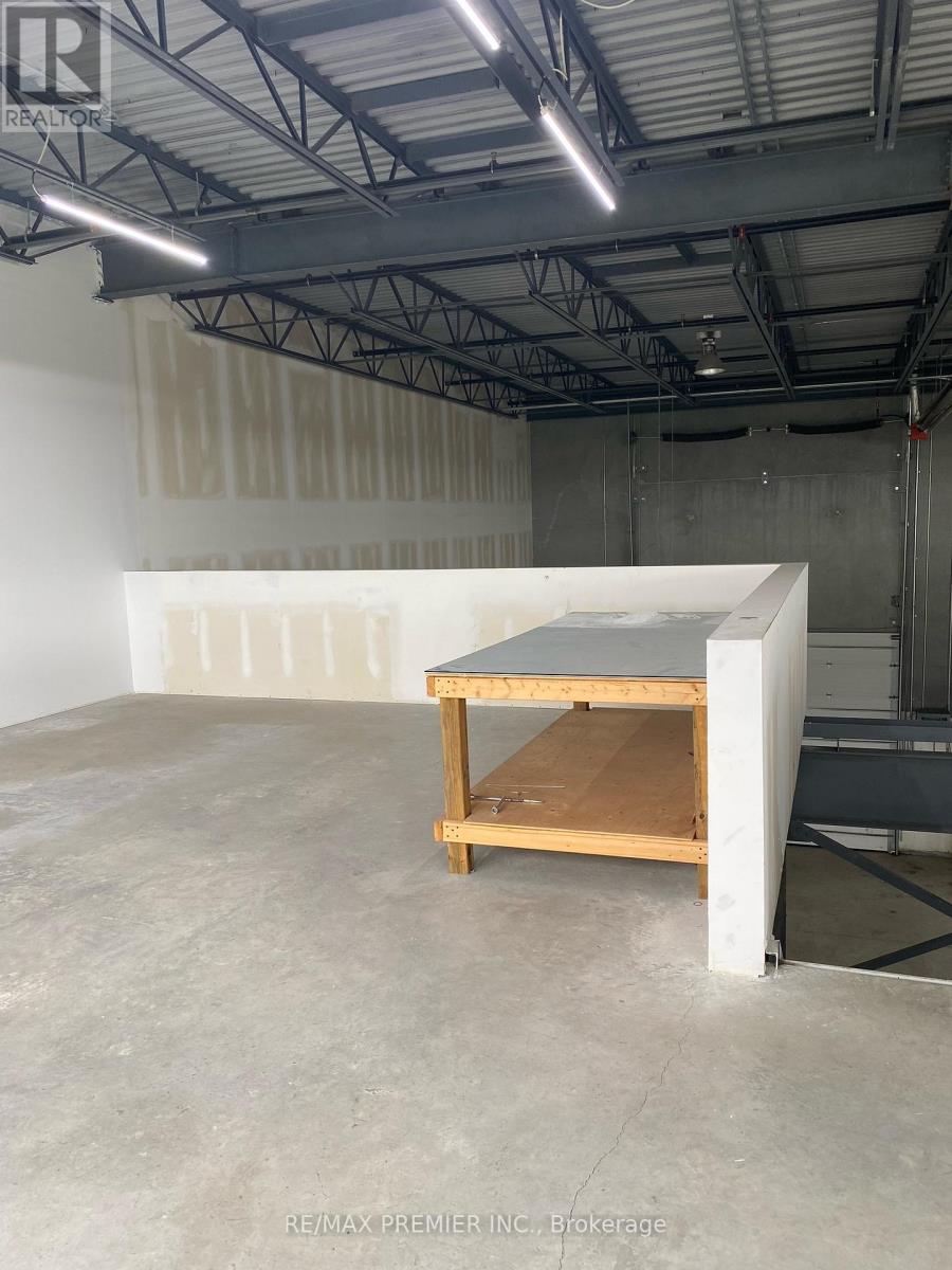 Bldg C #2 - 8841 George Bolton Parkway, Caledon, Ontario  L7E 2X8 - Photo 4 - W12909138