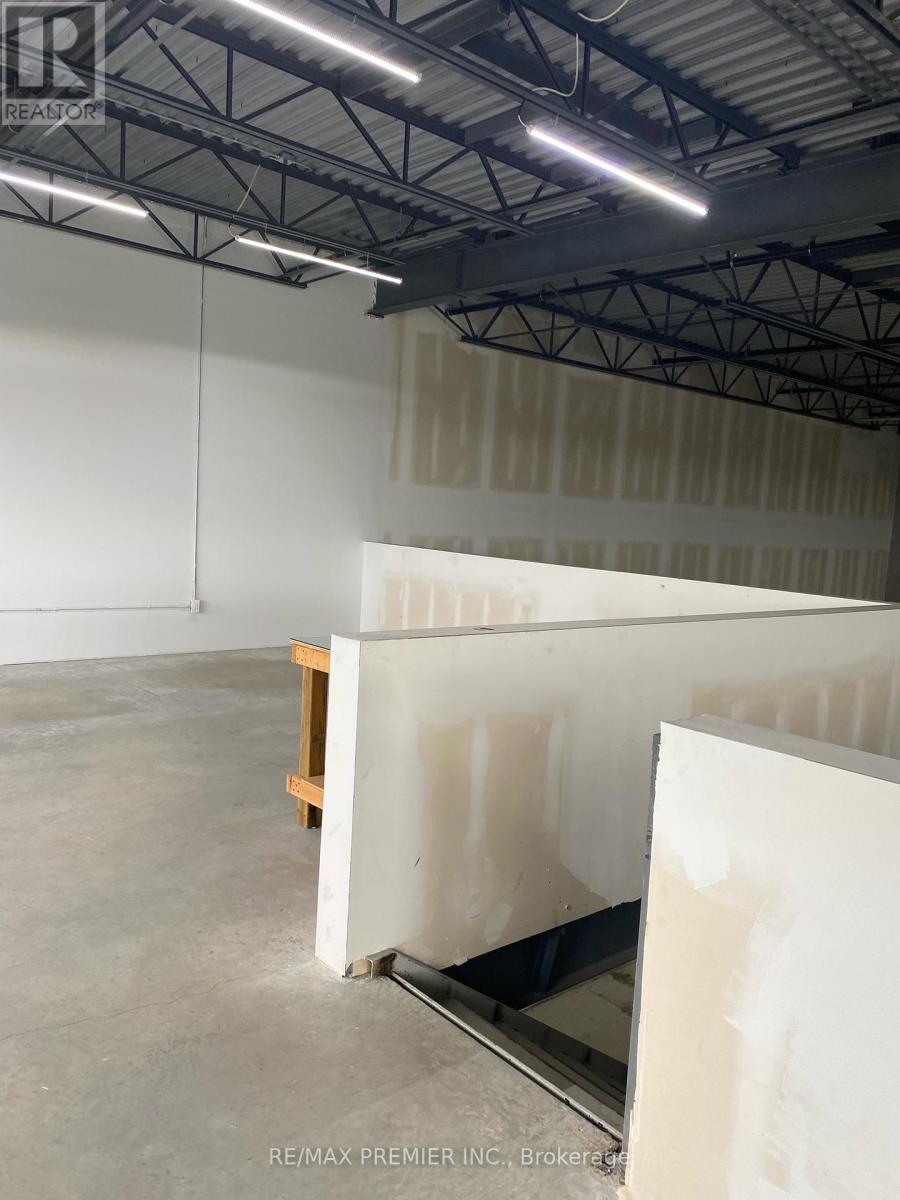 Bldg C #2 - 8841 George Bolton Parkway, Caledon, Ontario  L7E 2X8 - Photo 7 - W12909138