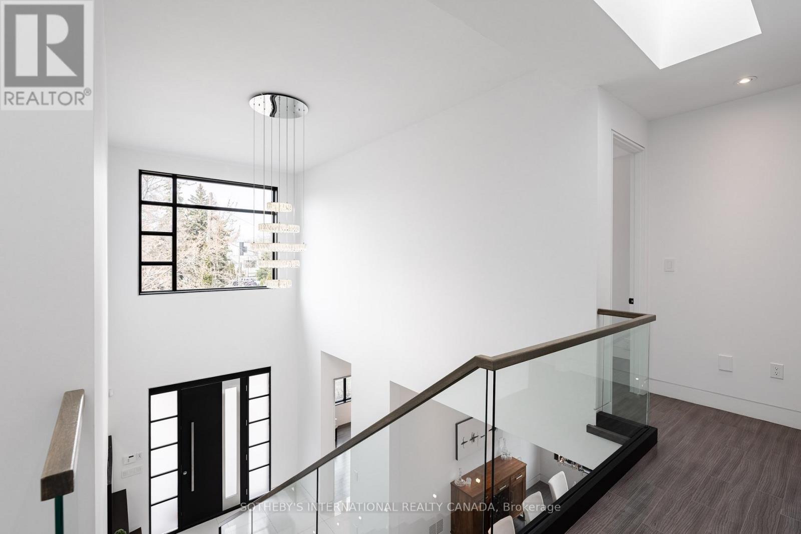 1388 Acton Crescent, Oakville, Ontario  L6J 2S5 - Photo 25 - W12909150