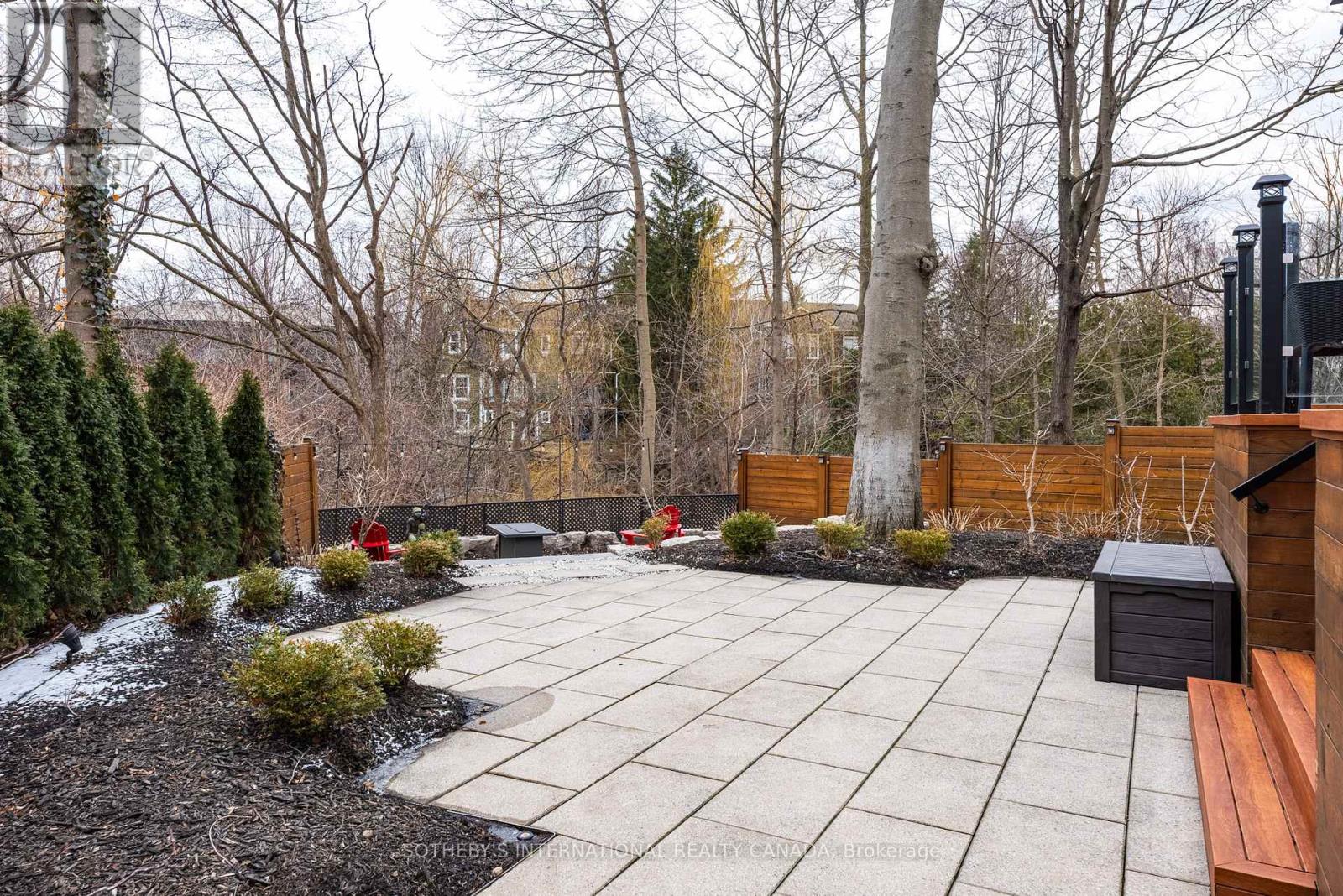 1388 Acton Crescent, Oakville, Ontario  L6J 2S5 - Photo 45 - W12909150