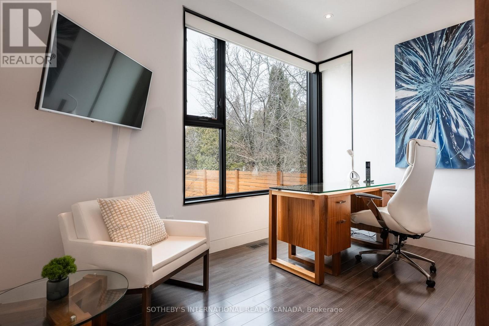 1388 Acton Crescent, Oakville, Ontario  L6J 2S5 - Photo 9 - W12909150