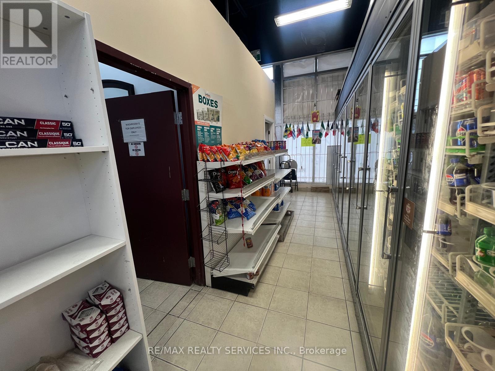 16 - 10 Dewside Drive, Brampton, Ontario  L6R 3Y3 - Photo 12 - W12909222