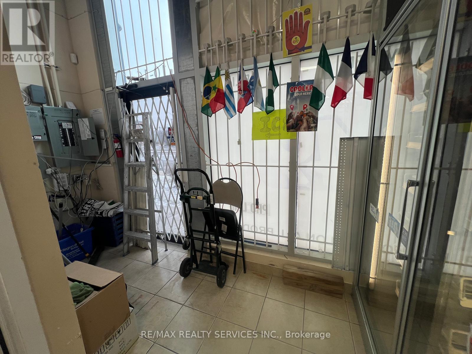 16 - 10 Dewside Drive, Brampton, Ontario  L6R 3Y3 - Photo 13 - W12909222