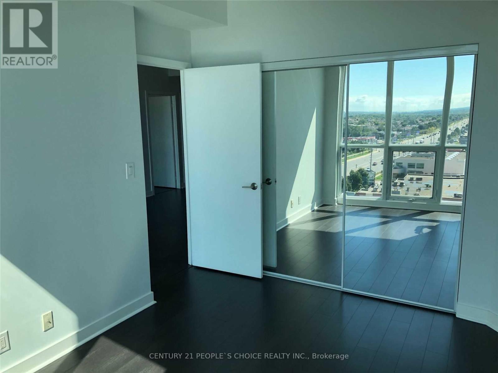 1006 - 3985 Grand Park Drive, Mississauga (City Centre), Ontario  L5B 0H8 - Photo 7 - W12909232