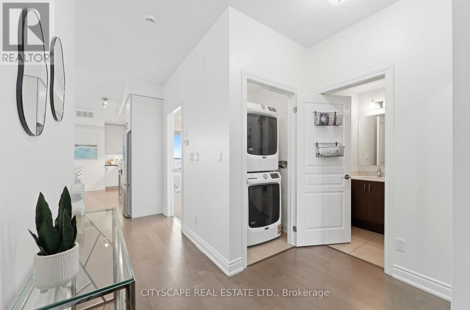 429 - 3170 Erin Mills Parkway, Mississauga, Ontario  L5L 0B6 - Photo 23 - W12909268