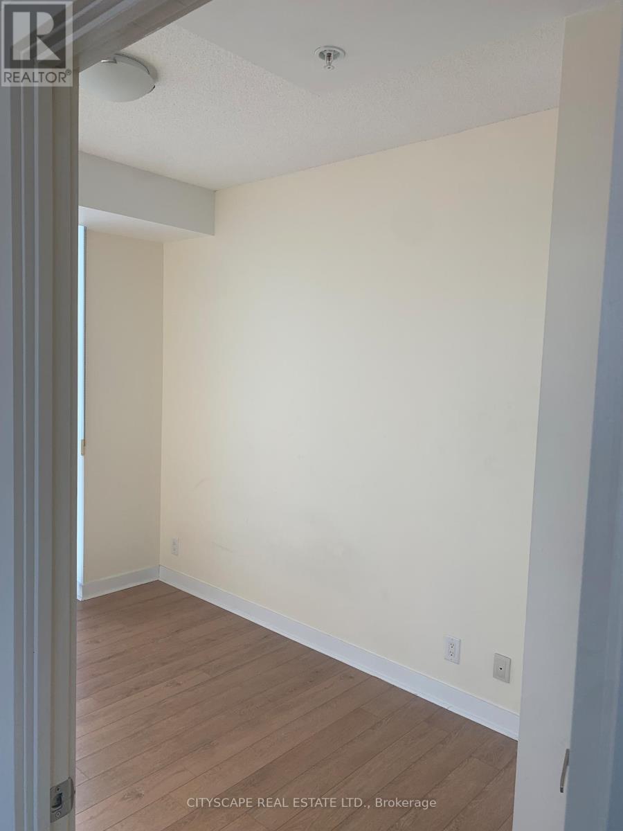 1302 - 3985 Grand Park Drive, Mississauga (City Centre), Ontario  L5B 0H8 - Photo 5 - W12909286